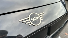 MINI Cooper 135kW E Classic 41kWh 3dr Auto Electric Hatchback